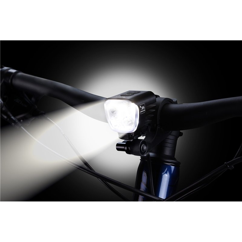 FOCO DEL EB-X4 3000LUMENES